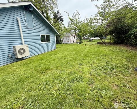 11049 18th Avenue SW Seattle WA 98146