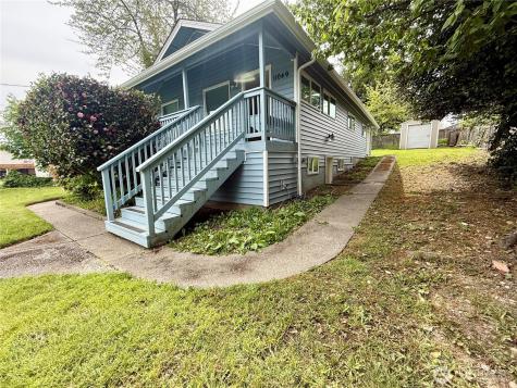 11049 18th Avenue SW Seattle WA 98146