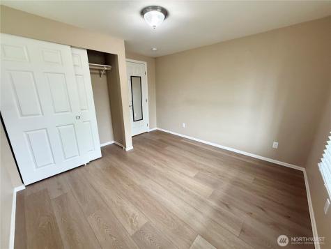 11049 18th Avenue SW Seattle WA 98146