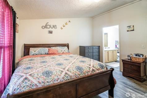 513 SW Tyler Place Mattawa WA 99349