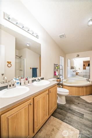 513 SW Tyler Place Mattawa WA 99349