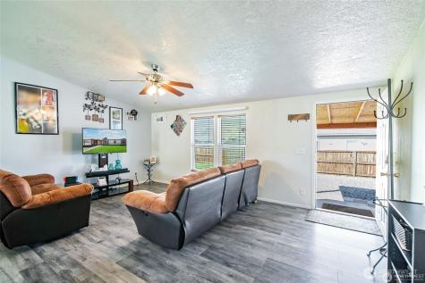 513 SW Tyler Place Mattawa WA 99349