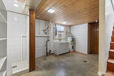 8101 274th Street NW Stanwood WA 98292
