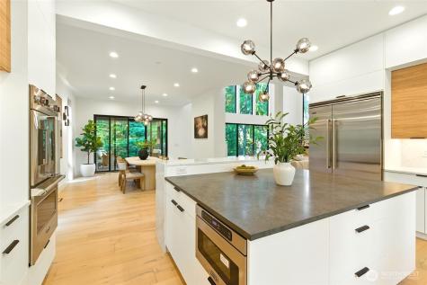 17720 SE 63rd Place Bellevue WA 98006