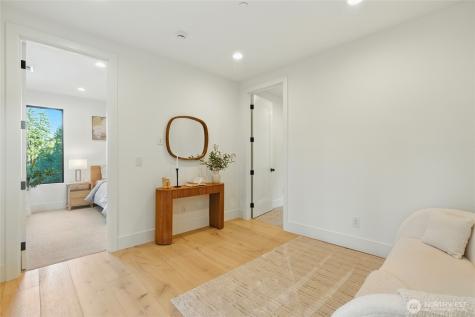 17720 SE 63rd Place Bellevue WA 98006