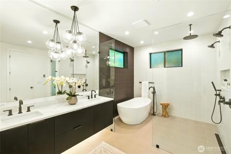 17720 SE 63rd Place Bellevue WA 98006