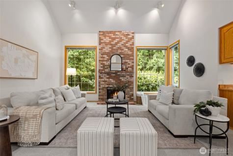 4606 Saddleback Drive NW Gig Harbor WA 98332
