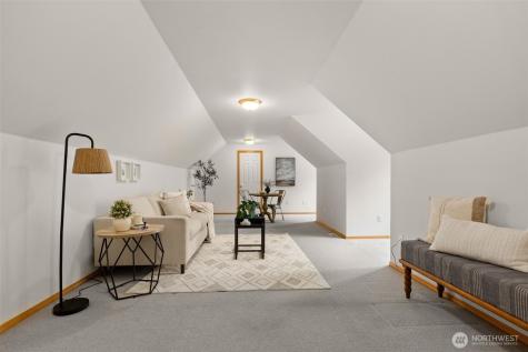 4606 Saddleback Drive NW Gig Harbor WA 98332