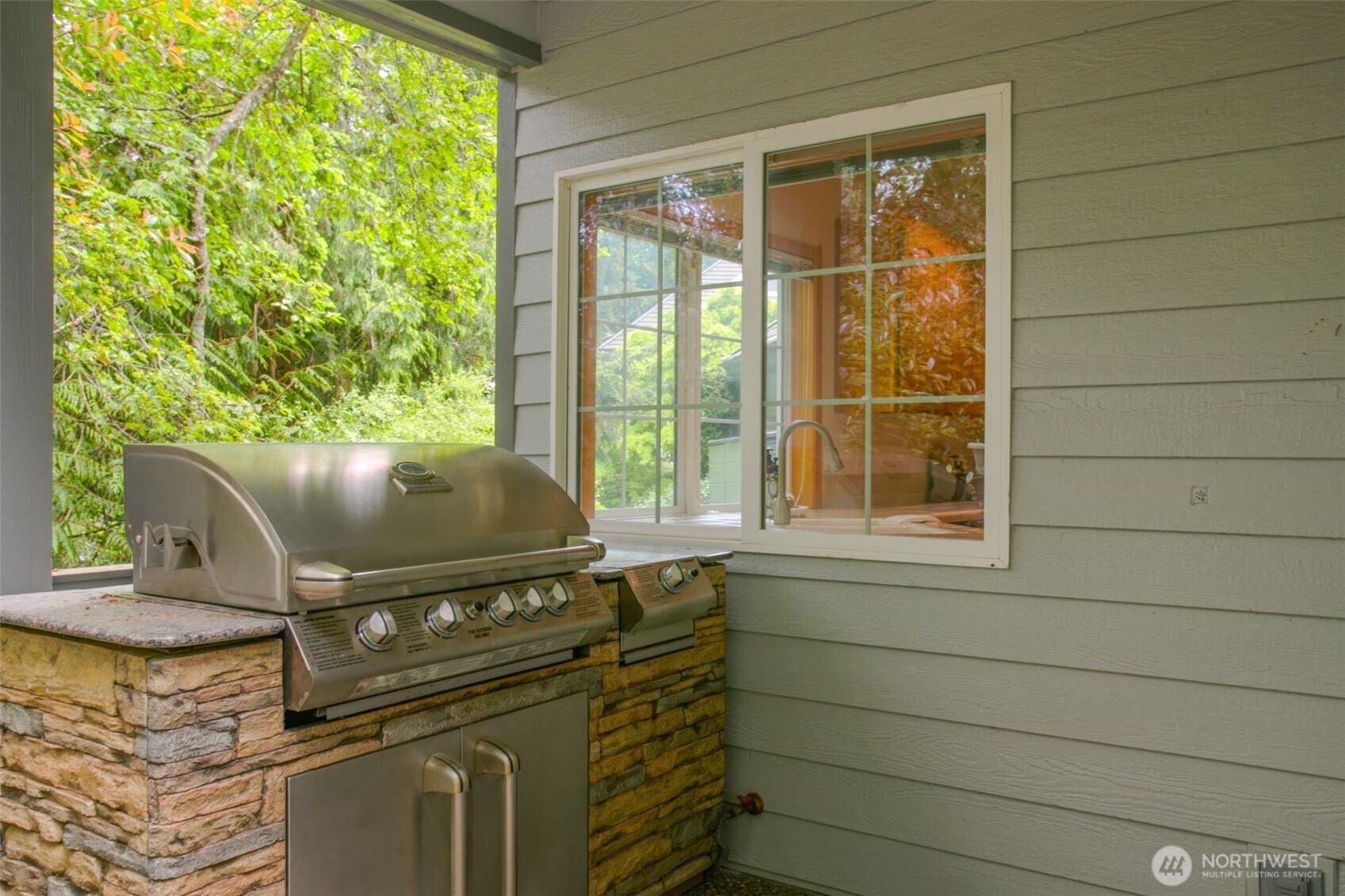 4606 Saddleback Drive NW Gig Harbor WA 98332