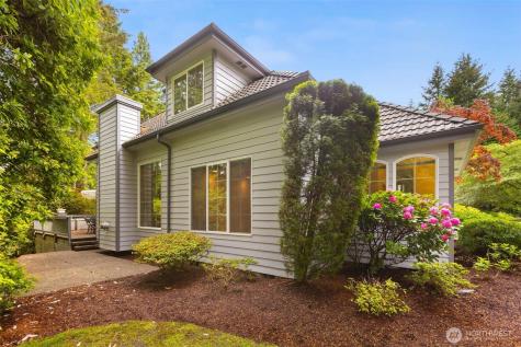 4606 Saddleback Drive NW Gig Harbor WA 98332