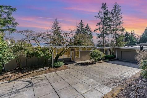 1014 185TH Bellevue WA 98008