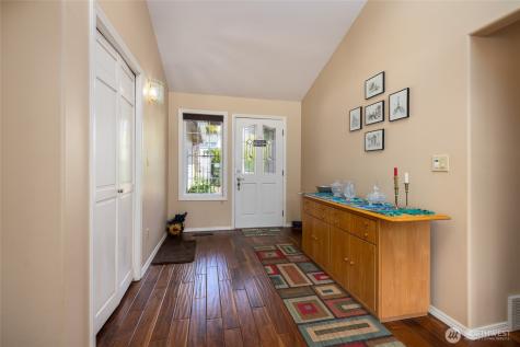 987 NW Camano Drive Camano Island WA 98282