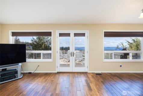 987 NW Camano Drive Camano Island WA 98282