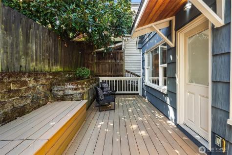 17 W Dravus Street Seattle WA 98119