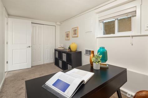 17 W Dravus Street Seattle WA 98119