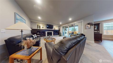 17319 127th Avenue Court E Puyallup WA 98374