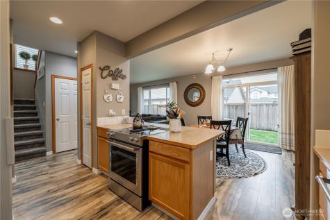 10025 2nd Place SE Lake Stevens WA 98258
