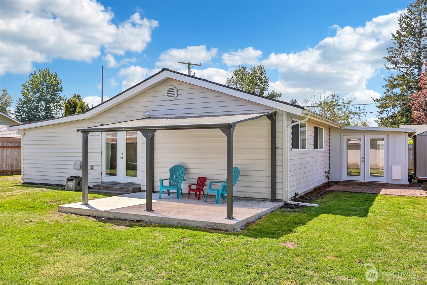 16966 121st Avenue SE Renton WA 98058