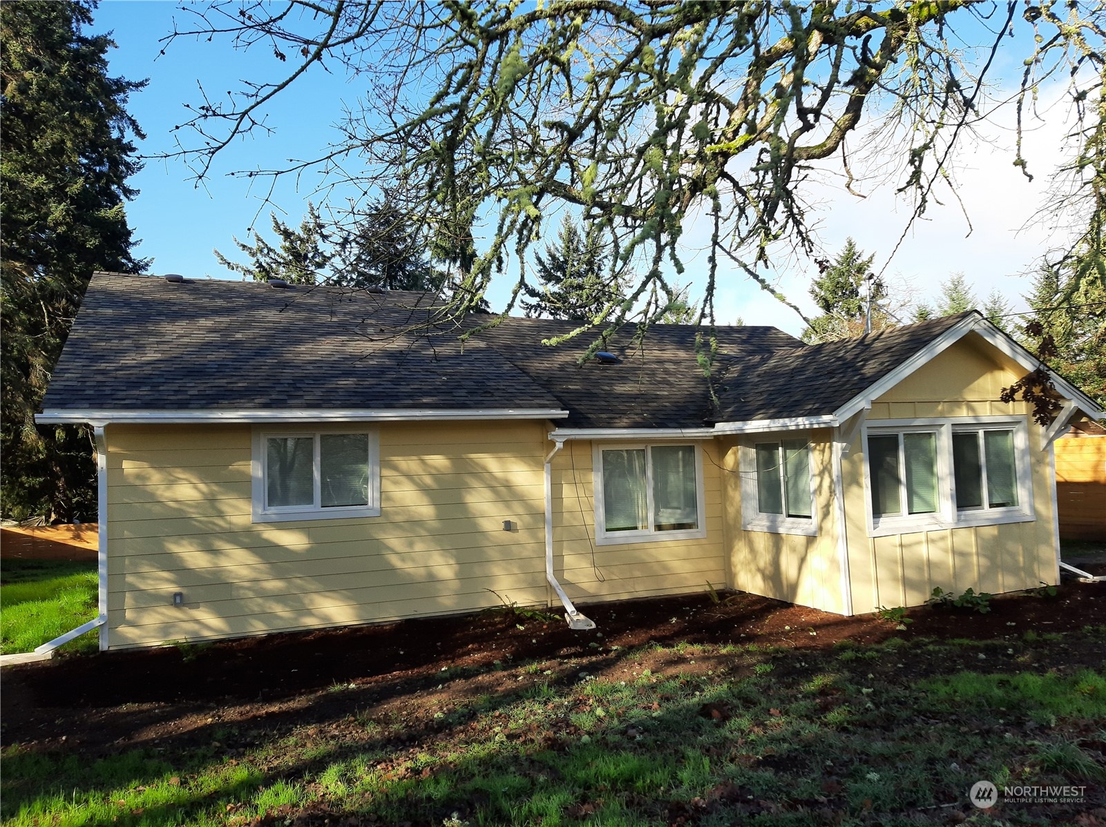 9510 Farwest Drive Sw Lakewood WA 98498