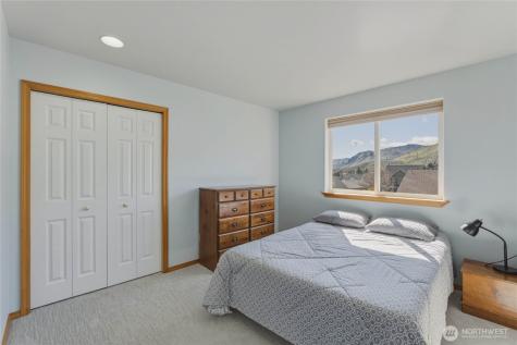 2217 Michael Brooke Wenatchee WA 98801
