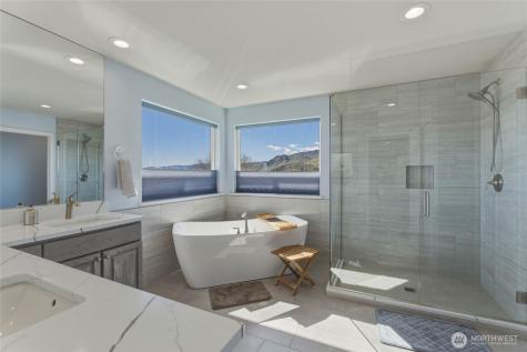 2217 Michael Brooke Wenatchee WA 98801