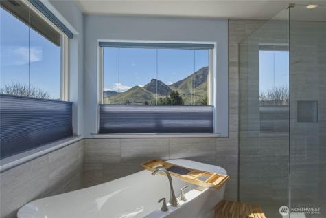 2217 Michael Brooke Wenatchee WA 98801