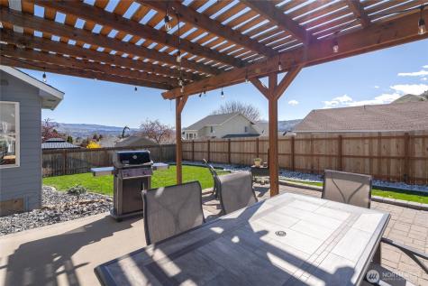 2217 Michael Brooke Wenatchee WA 98801