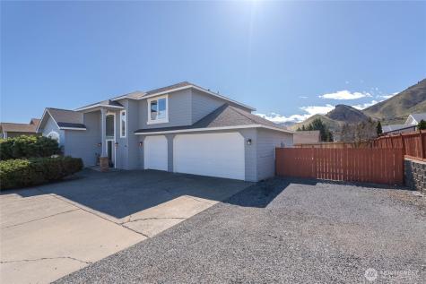 2217 Michael Brooke Wenatchee WA 98801