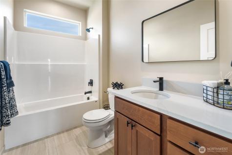 19 Good Tern Lane Malaga WA 98828