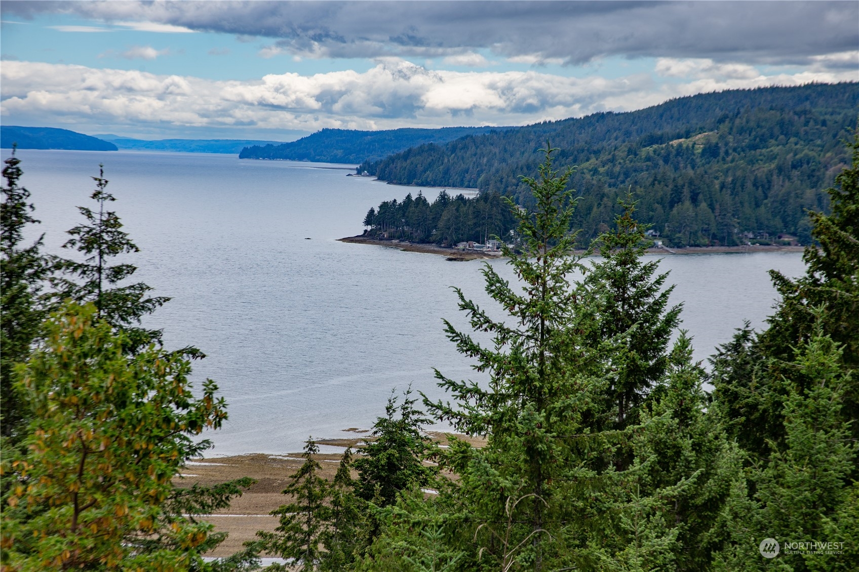 313094 Us Highway 101 Brinnon WA 98320