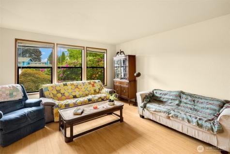 13014 SE 279th Place Kent WA 98030