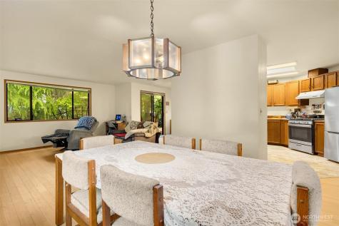 13014 SE 279th Place Kent WA 98030