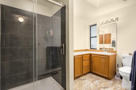 13014 SE 279th Place Kent WA 98030