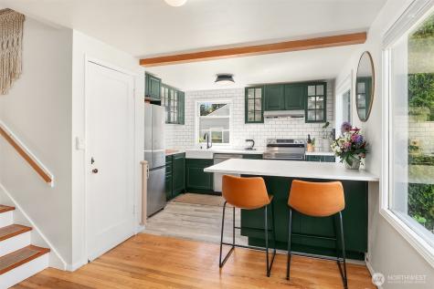 7439 S 116th Place Seattle WA 98178