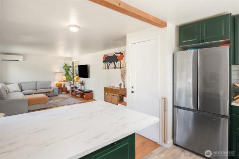 7439 S 116th Place Seattle WA 98178