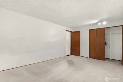 28227 303rd Avenue SE Avenue SE Ravensdale WA 98051