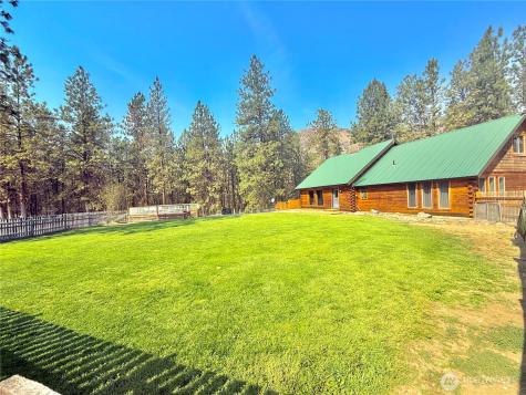 43 Oakes Drive Tonasket WA 98855