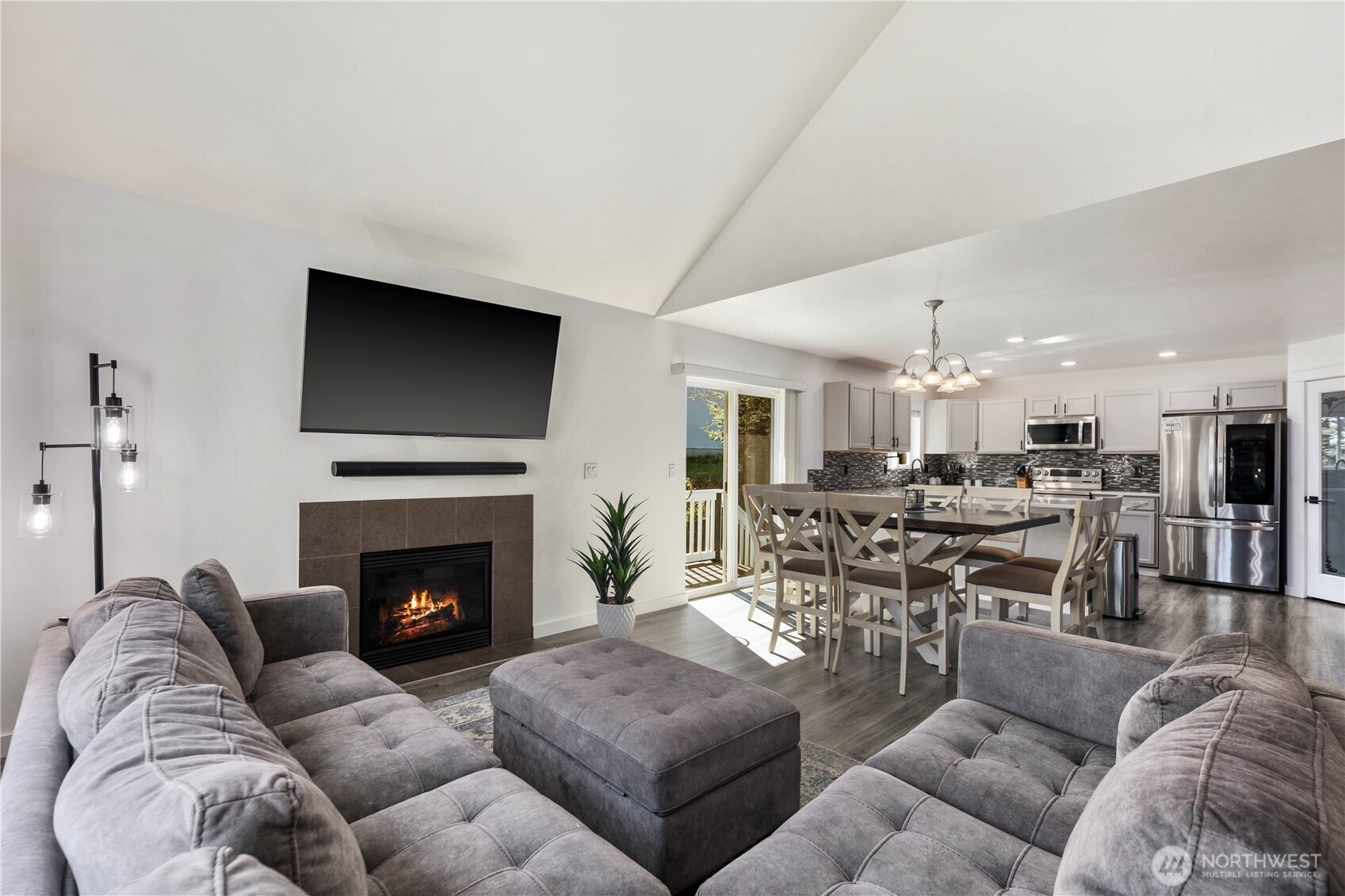 61 E Channel Drive Allyn WA 98524