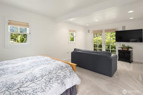 6007 SE 22nd Street Mercer Island WA 98040