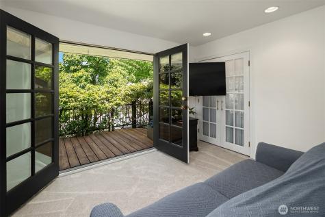 6007 SE 22nd Street Mercer Island WA 98040