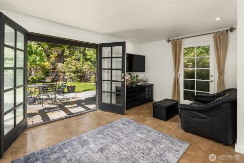 6007 SE 22nd Street Mercer Island WA 98040