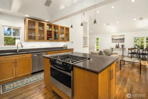 6007 SE 22nd Street Mercer Island WA 98040