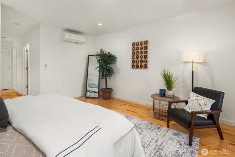 3611 Whitman Avenue N Seattle WA 98103