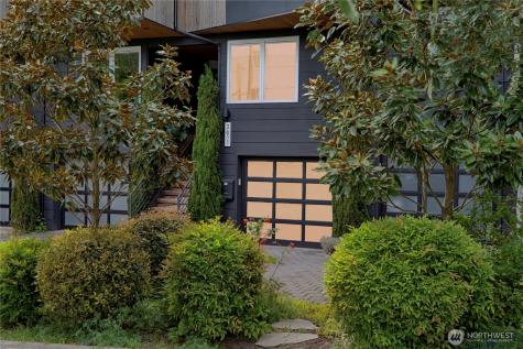 3611 Whitman Avenue N Seattle WA 98103