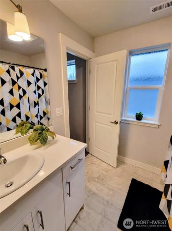 408 Hammond Street Blaine WA 98230