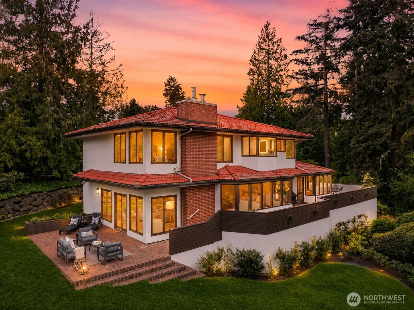 5601 43rd Avenue W Seattle WA 98199