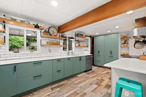 1022 NE 188th Street Shoreline WA 98155