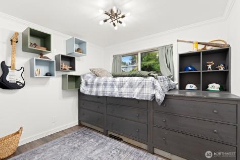 1022 NE 188th Street Shoreline WA 98155