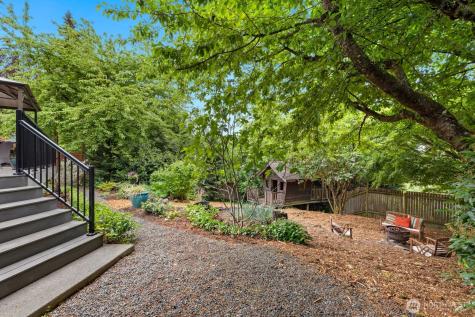 1022 NE 188th Street Shoreline WA 98155