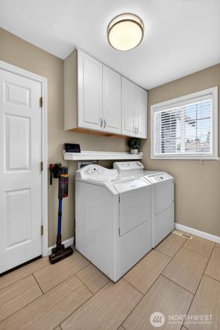 37114 22nd Avenue S Federal Way WA 98003
